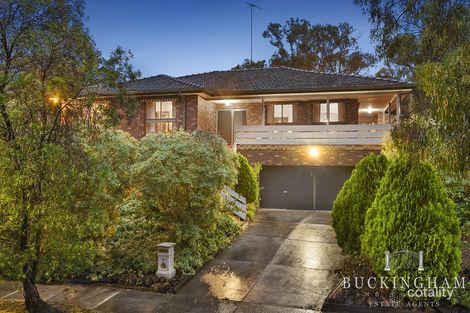 Property photo of 2 Madine Way Eltham VIC 3095