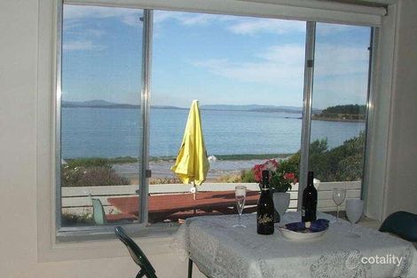 Property photo of 22 Frederick Henry Parade Cremorne TAS 7024