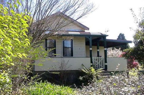 1 Blaxland Rd, Wentworth Falls, NSW 2782