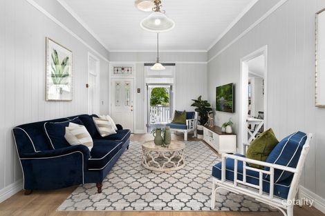 Property photo of 19 Thomas Street Wynnum QLD 4178