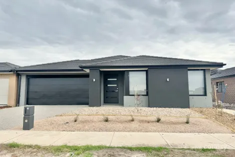 30 Camfield Cres, Mambourin, VIC 3024