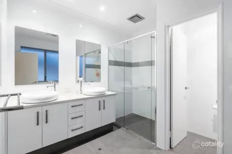 Property photo of 138 Miles Street Karrinyup WA 6018