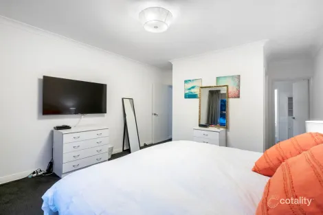 Property photo of 138 Miles Street Karrinyup WA 6018