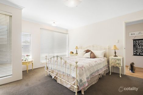 Property photo of 25 Bundoran Approach Hilbert WA 6112