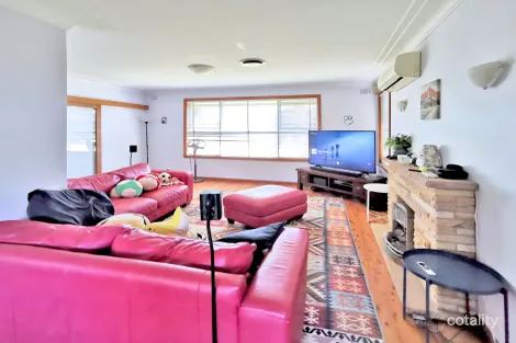 Property photo of 4 Vivien Place Castle Hill NSW 2154