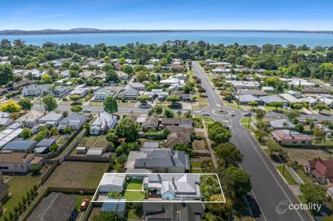 Property photo of 27 Queen Street Colac VIC 3250