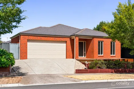 Property photo of 135 Kinglake Drive Manor Lakes VIC 3024