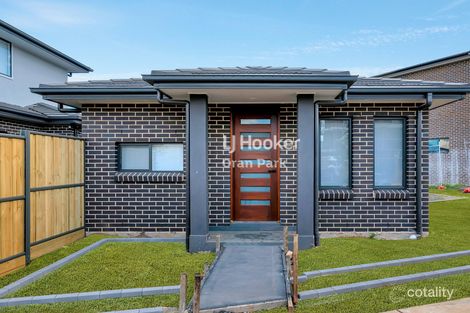 1 Stoneham Cct, Oran Park, NSW 2570