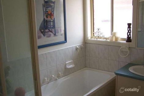 Property photo of 8 Cherry Blossom Close Craigieburn VIC 3064