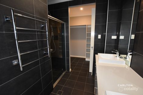 Property photo of 17 Turner Way Renwick NSW 2575