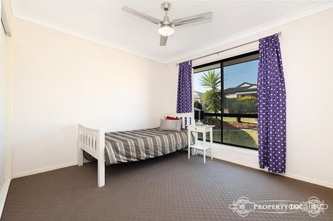 Property photo of 8 Jasmine Street Wakerley QLD 4154