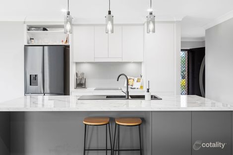 Property photo of 8 Wattle Crescent Raceview QLD 4305