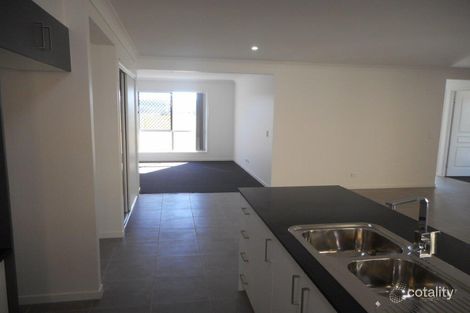 Property photo of 9 Cairnlea Drive Pimpama QLD 4209
