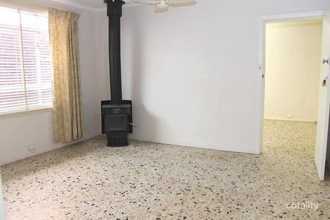 Property photo of 18 Yertchuk Avenue Ashwood VIC 3147