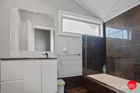 Property photo of 7 Stone Street Long Gully VIC 3550