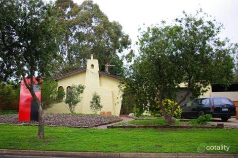 11 Wyndham Cres, Surrey Downs, SA 5126