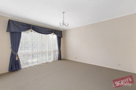Property photo of 15 Daisy Court Narre Warren South VIC 3805