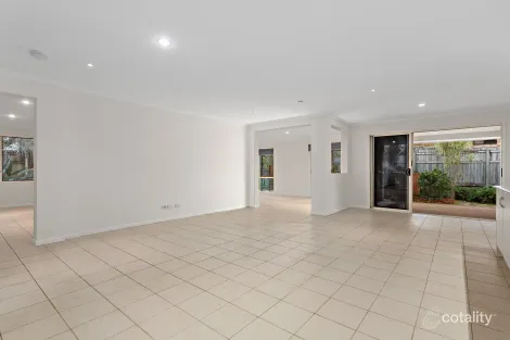 Property photo of 9 Edith Street Forest Lake QLD 4078