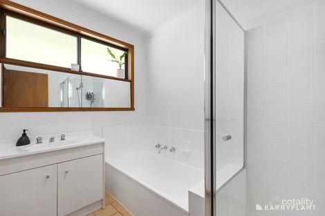 Property photo of 2/2 Reeves Street Watsonia VIC 3087