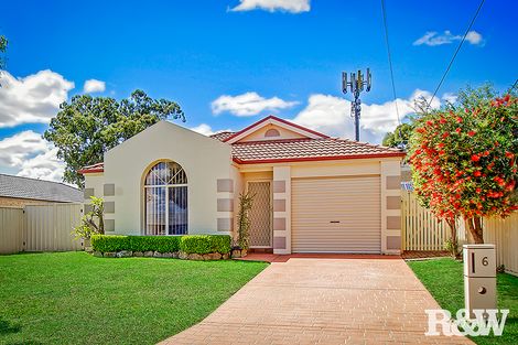 Property photo of 6 Bataan Place Lethbridge Park NSW 2770