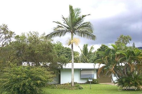 5 Pomona Ave, Mooroobool, QLD 4870