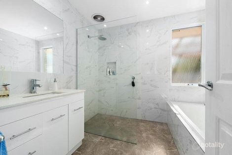 Property photo of 5 Hartley Court Frankston VIC 3199