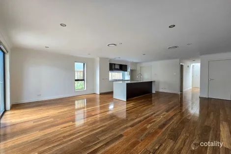 Property photo of 2E Rosemount Drive Catherine Field NSW 2557