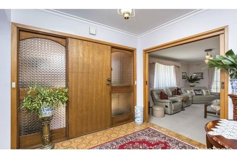 Property photo of 11 Thompson Street Avondale Heights VIC 3034