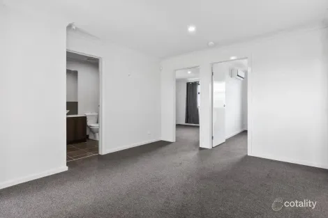 Property photo of 17 Lumley Circuit Werribee VIC 3030