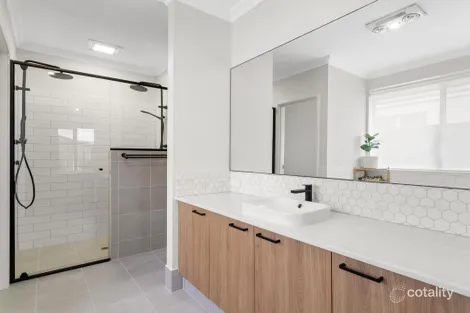 Property photo of 27 Haflinger Way Byford WA 6122