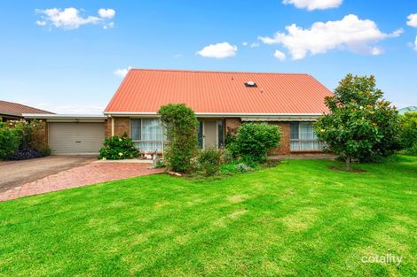 23 Morekana Cres, Eastwood, VIC 3875