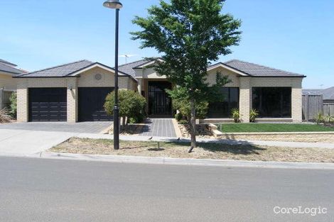 Property photo of 77 Royal Terrace Craigieburn VIC 3064