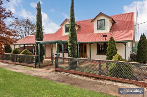 Property photo of 11 Powlett Street Broadford VIC 3658