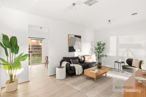 Property photo of 24 Ironbark Drive Bundoora VIC 3083