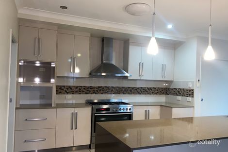 Property photo of 39 Bellavista Circuit Beaconsfield QLD 4740