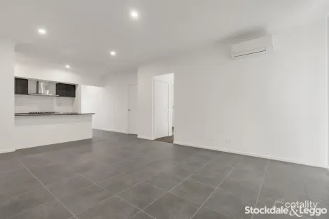 Property photo of 12 Dartmouth Road Wollert VIC 3750