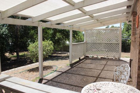 Property photo of 22 Centenary Drive Boyne Island QLD 4680