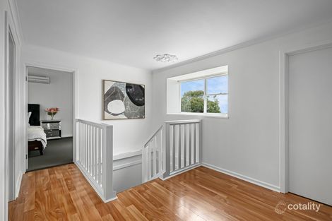 Property photo of 9 Warland Avenue Victor Harbor SA 5211