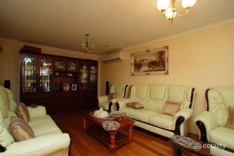 Property photo of 4A Bellbrae Court Meadow Heights VIC 3048