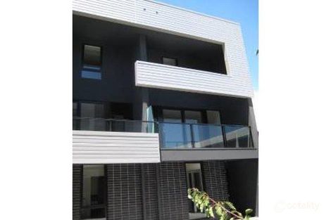 24 Cirque Dr, Footscray, VIC 3011