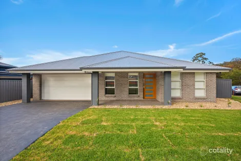 24 Nattai Cres, Albion Park, NSW 2527