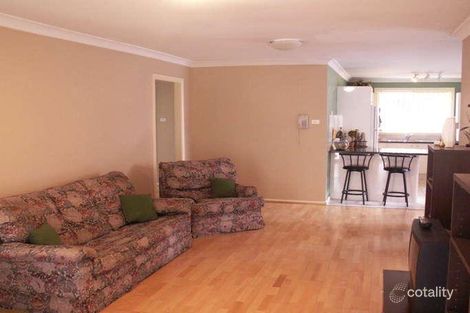 16/17 Poplar Cres, Bradbury, NSW 2560