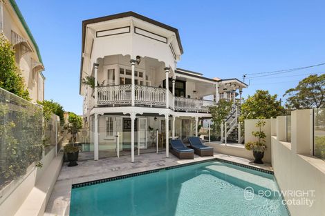 Property photo of 80 Park Parade Shorncliffe QLD 4017