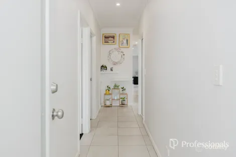 Property photo of 17 Meniscus Street Aveley WA 6069