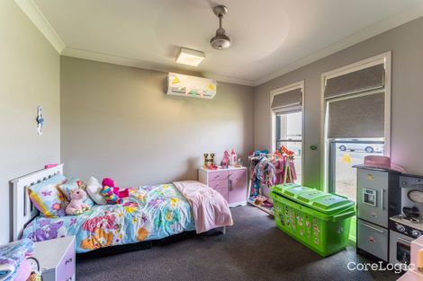 Property photo of 73 Mayfair Drive Emerald QLD 4720