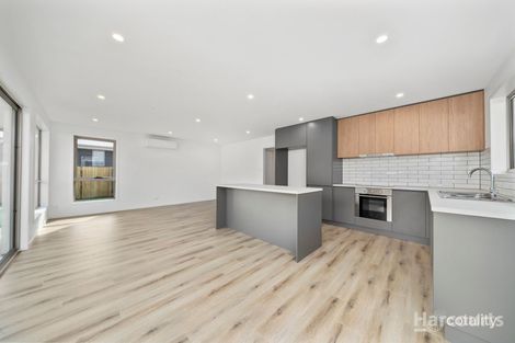 2/30 Erebus St, Warrane, TAS 7018