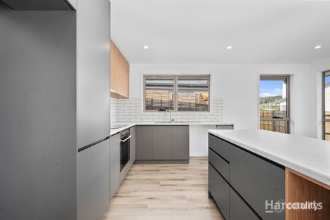 Property photo of 2/30 Erebus Street Warrane TAS 7018