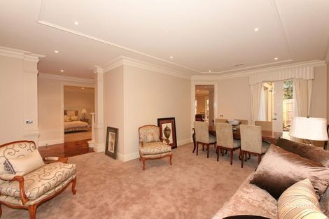 Property photo of 3 Mont Close Doncaster East VIC 3109