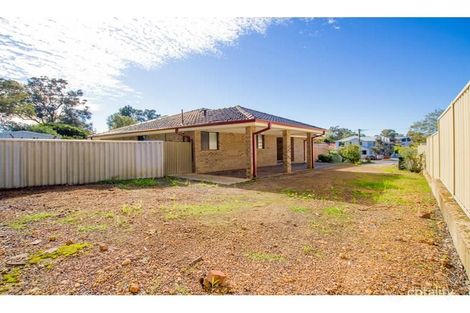14b Boonooloo Rd, Kalamunda, WA 6076