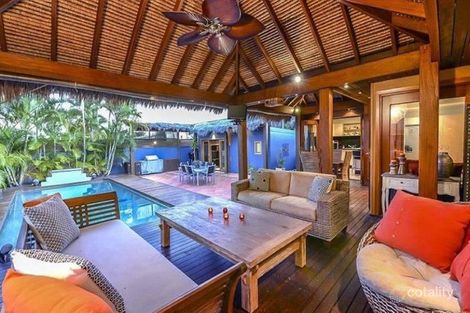 43 Savoy Dr, Broadbeach Waters, QLD 4218